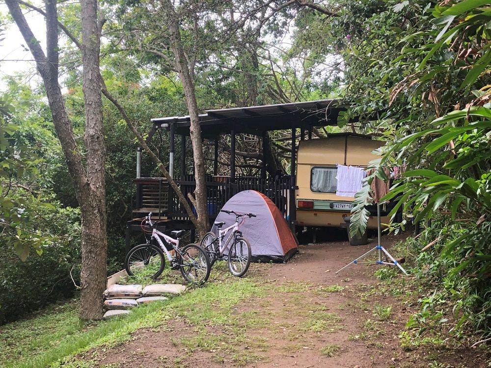 Balis Van 4 Sleeper Caravan
