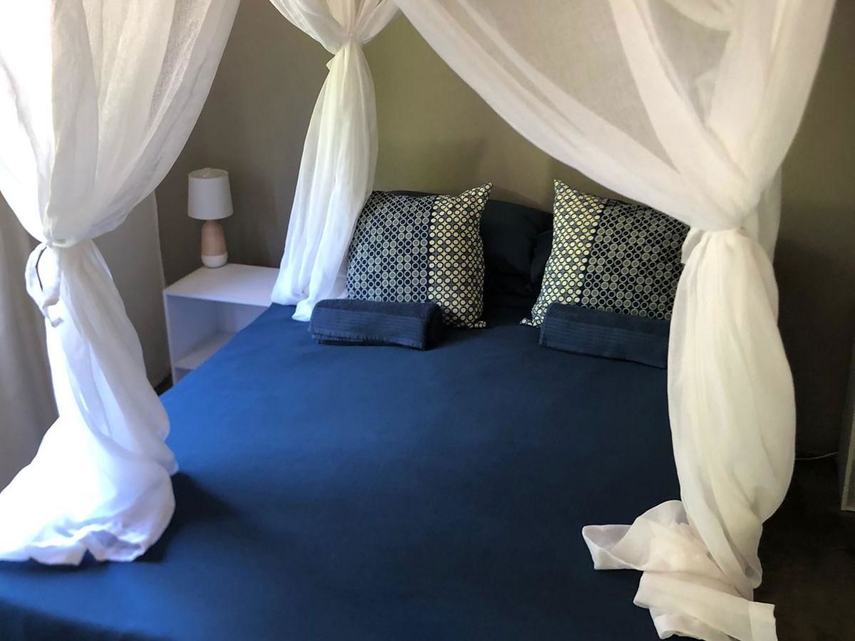 Self-Catering Chalet 2 5