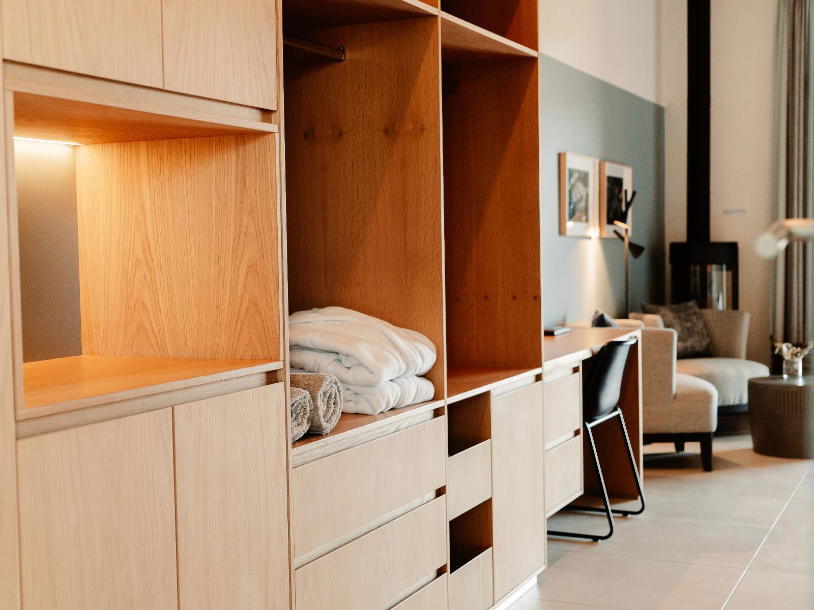 Standard Suite 3 2