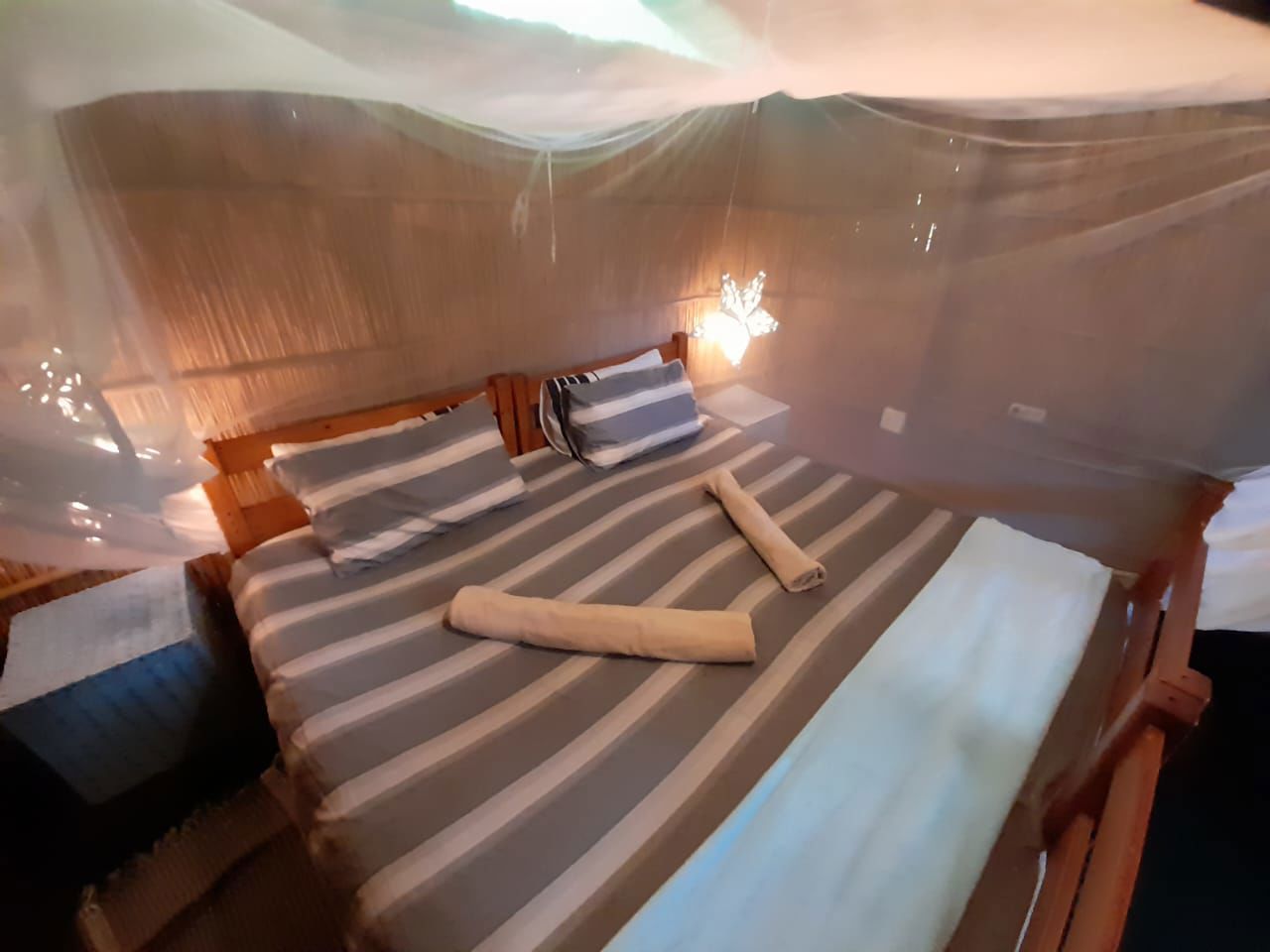 2 Sleeper Cabana (No en-suite) - Unit 02