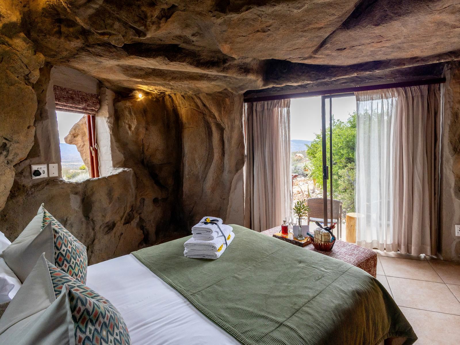 Cave Suite 3 4