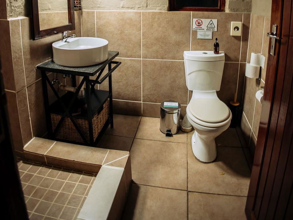 Cave Suite 7 2