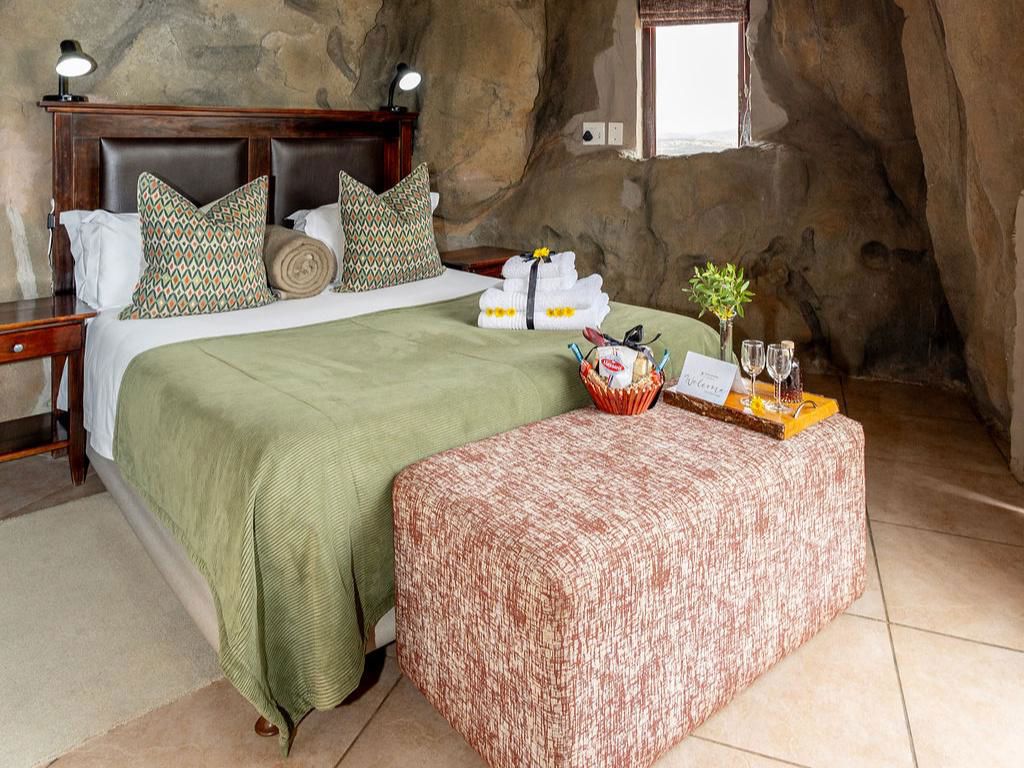 Cave Suite 7 5
