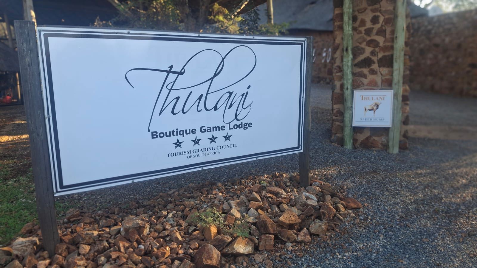 Thulani Game Lodge and Eco Estate 2