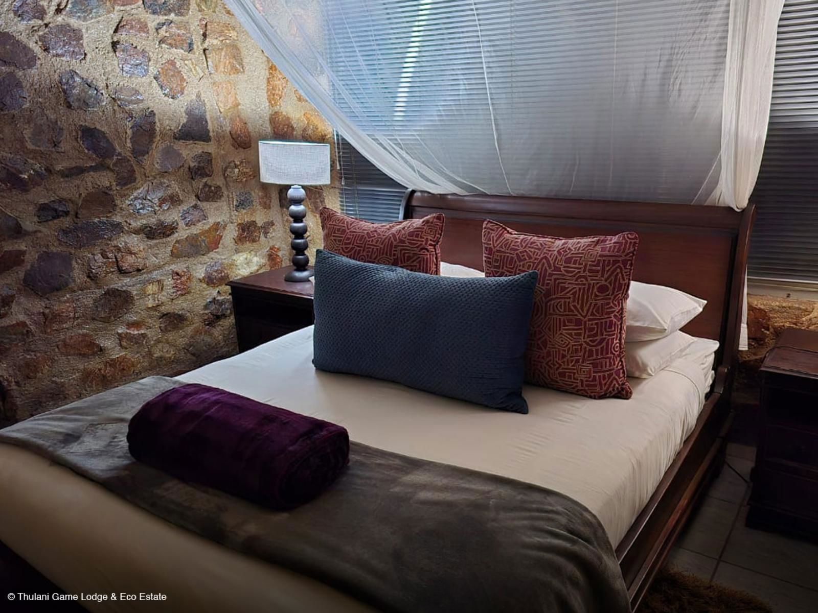 African Bush Chalet 9 5