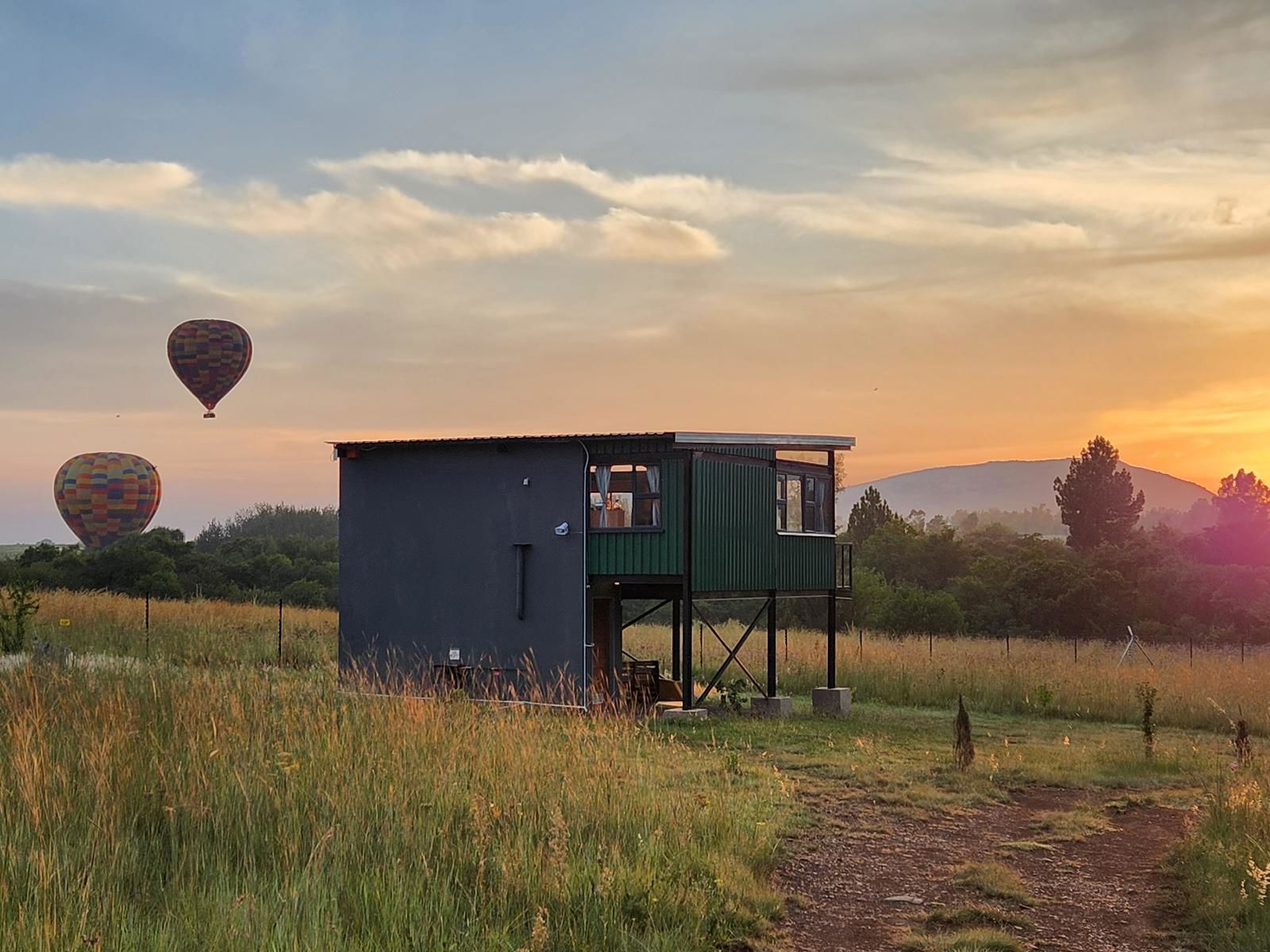 Balloon View Cottage