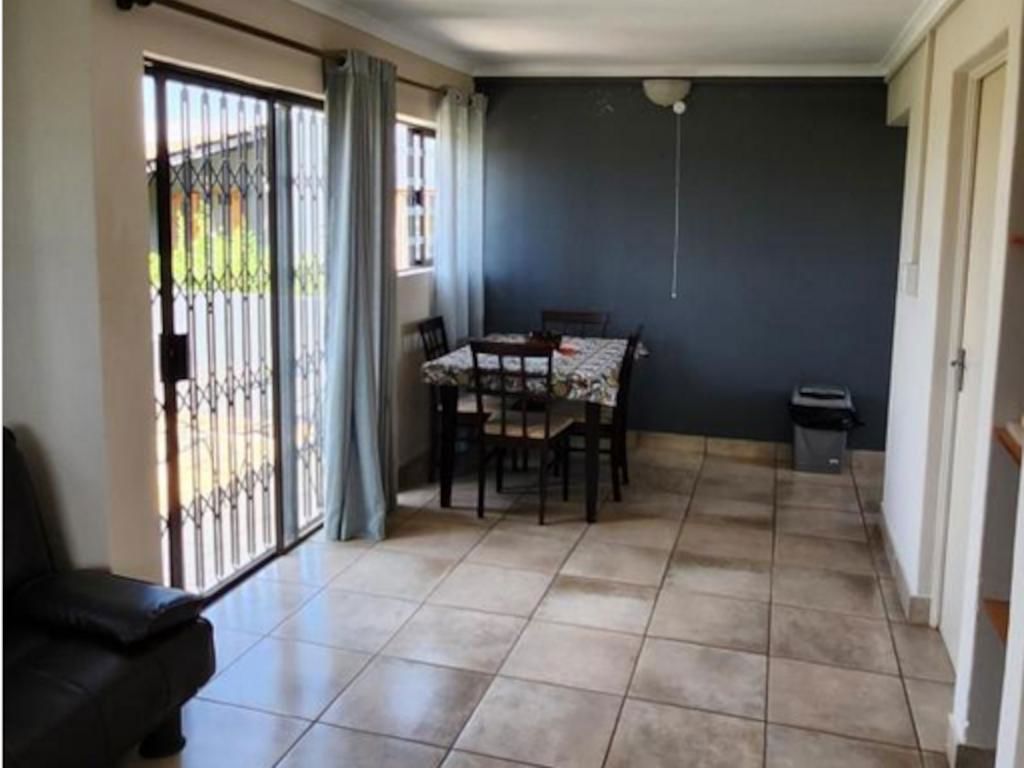 Sunshine Cottage 2