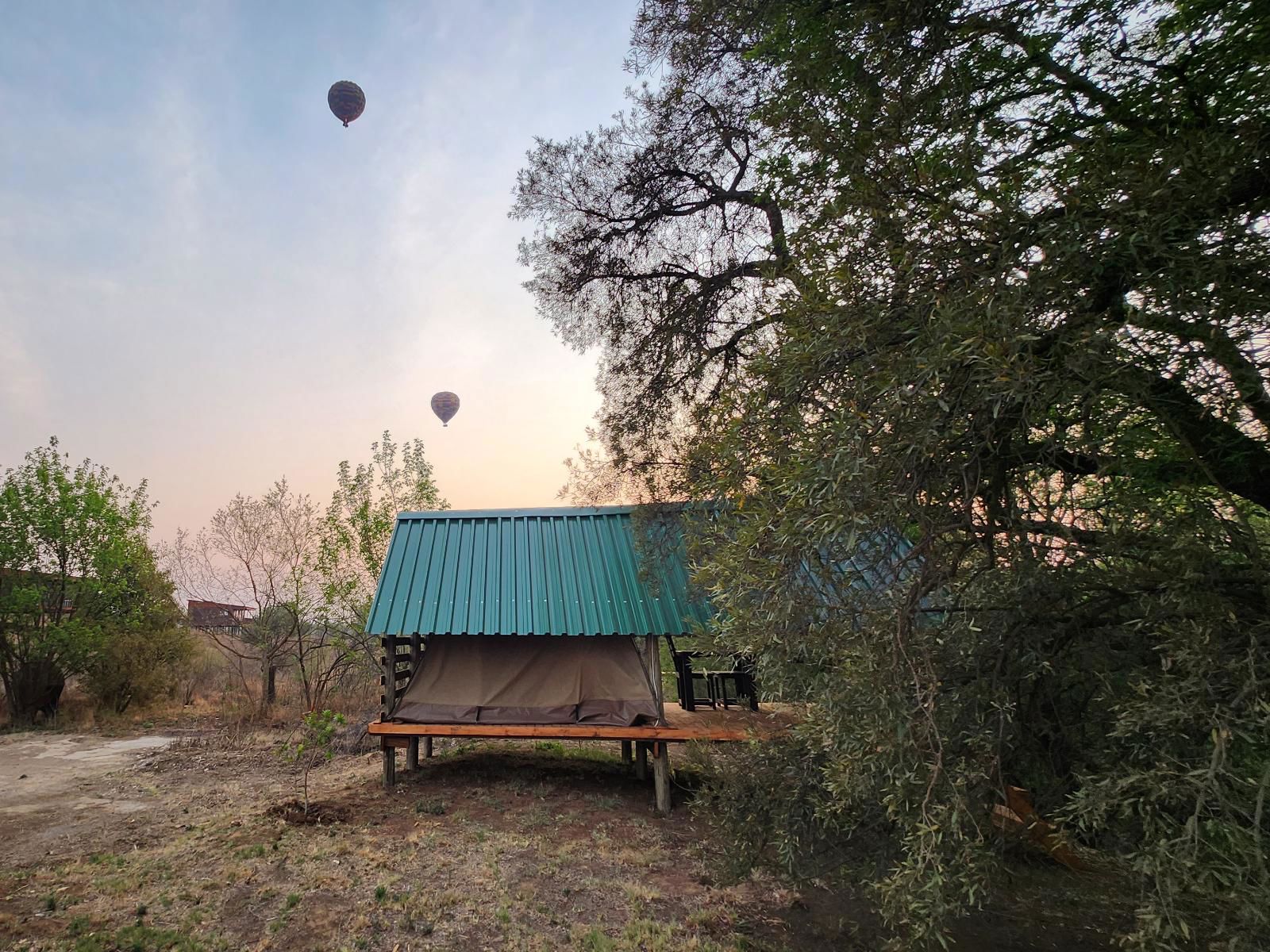 Jackal Cry River View Glamping Tent