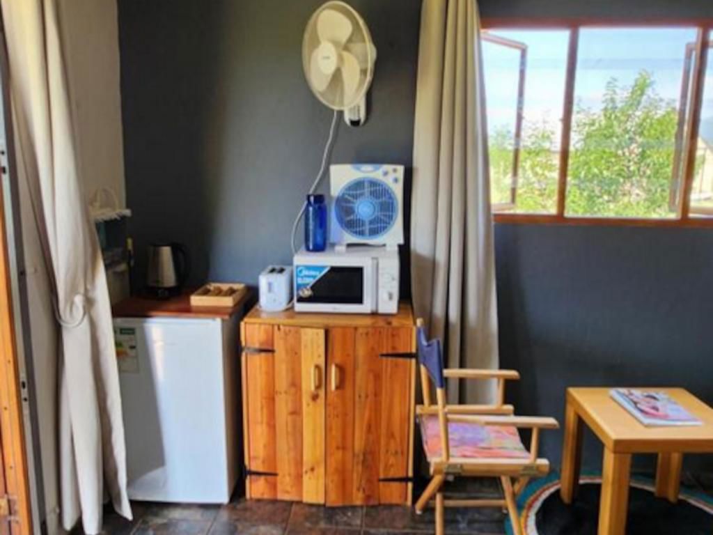 Blueberry Country Cottage 3