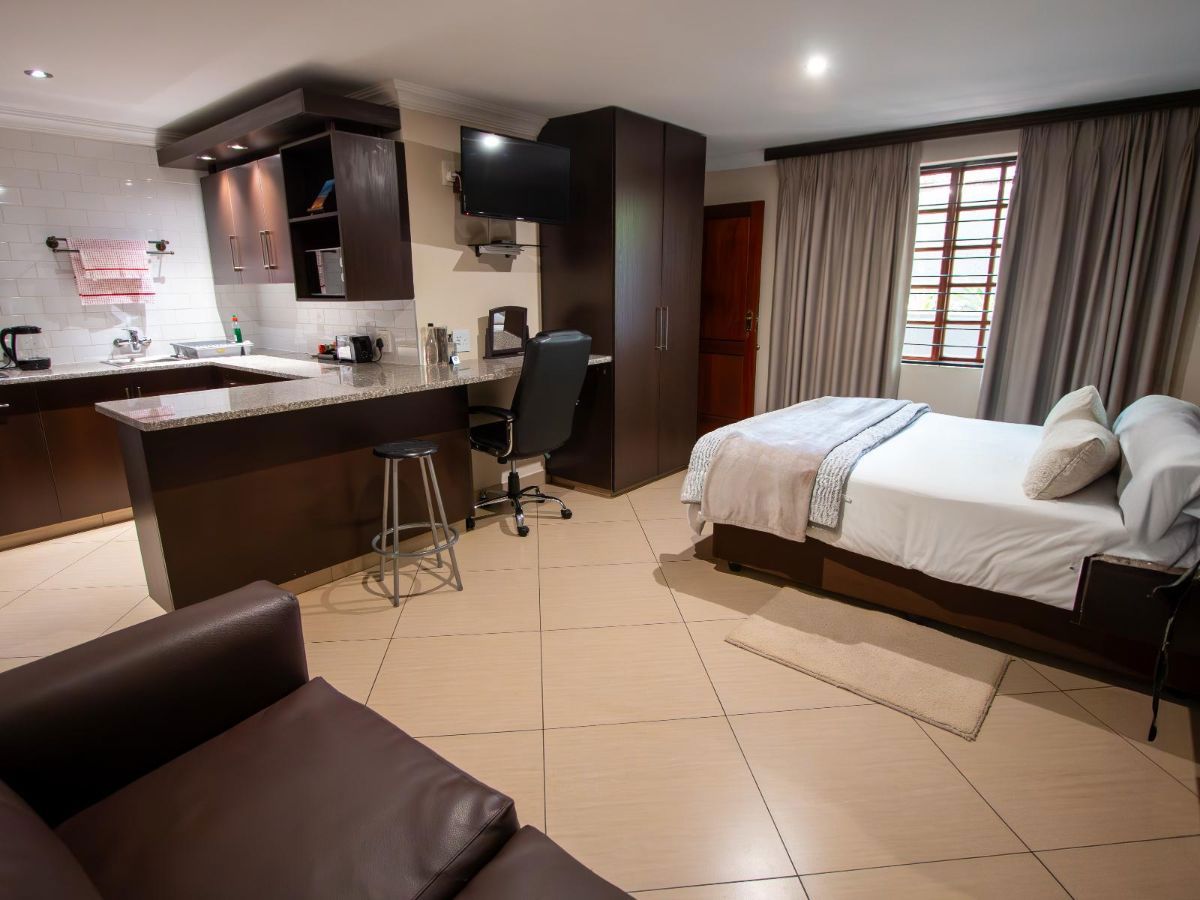 Luxury Self-catering Apartment 2