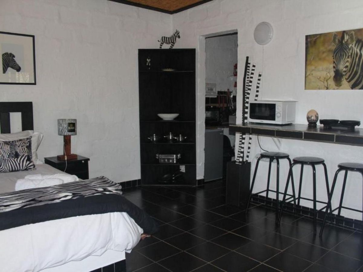 Zebra Cottage 4